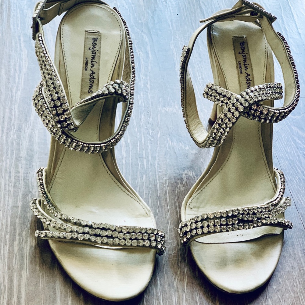 Benjamin Adams London Astor Duchesse Silk Heels